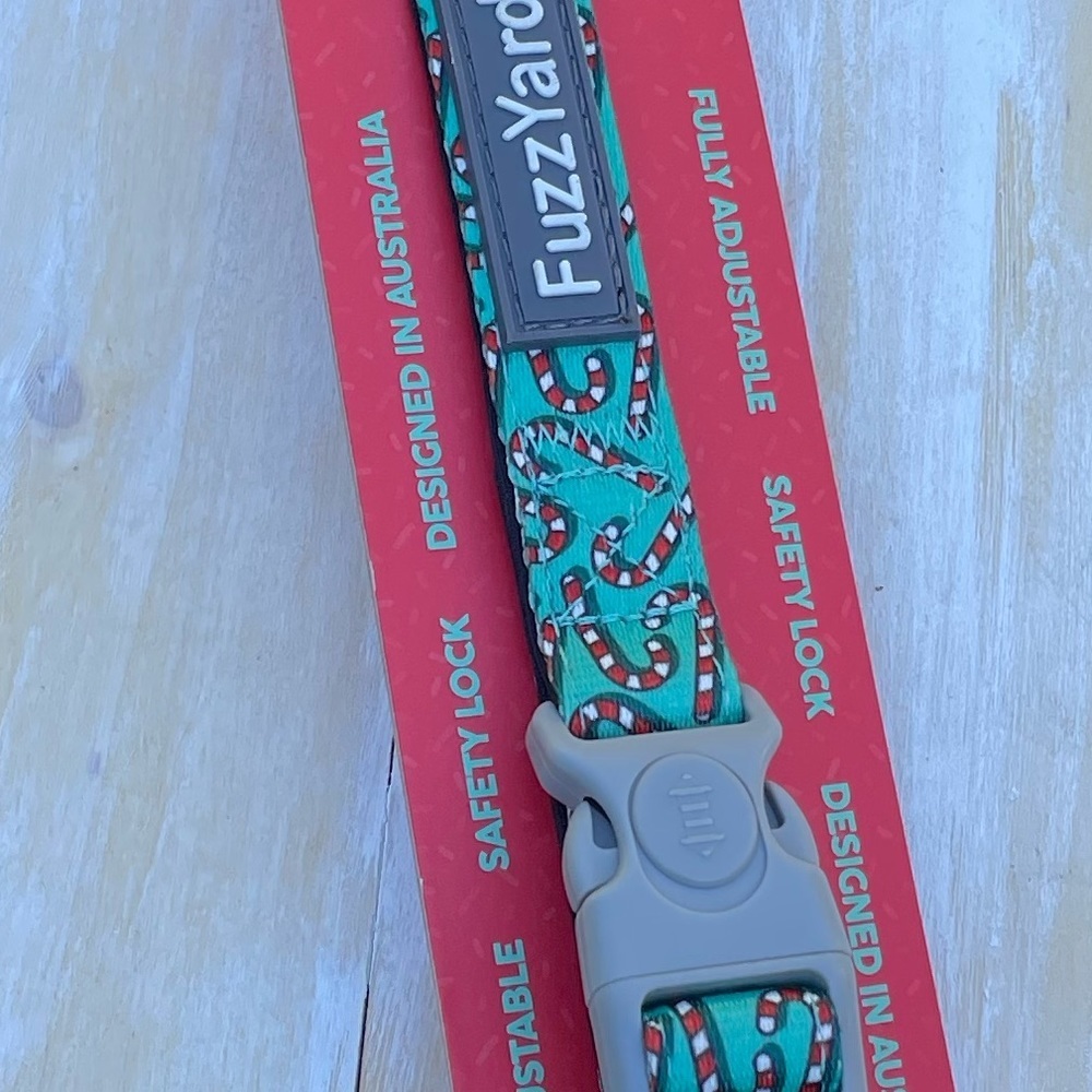 Neoprene Dog Collar Holiday Print FuzzYard  Size Medium Spongy - Picture 3 of 4